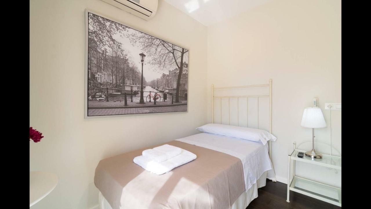 Kentia Rooms Málaga Exterior foto